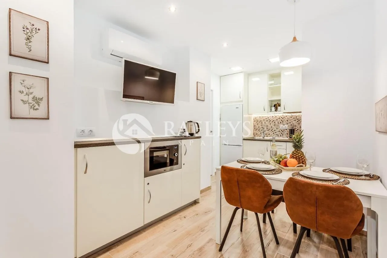 Modern 1 Bedroom Apartement In Very Center Of Marbella. Apartman